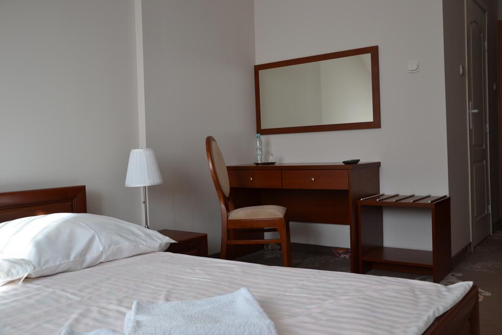 Hotel&Restauracja Zlote Runo Gora Kalwaria Room photo